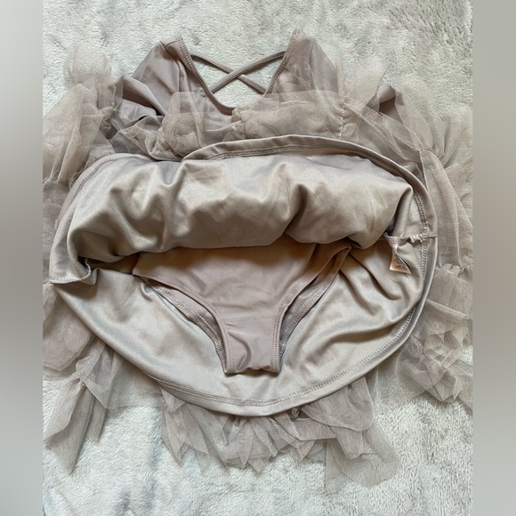 Disney Minnie Mouse tutu dress - Picture 6 of 9